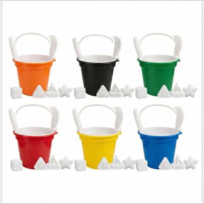 Baldinho de Praia com Peneira, Pá e Rastelo e 1 Forma