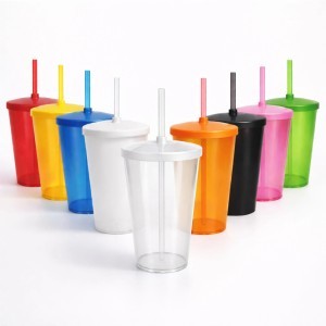 Copo Liso Com Tampa e Canudo 750ml